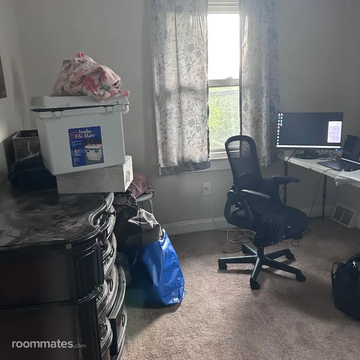 Room for rent in Norwood, PA $750, house