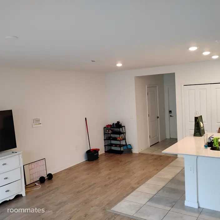Room for rent in Fort Myers, FL $1500, house
