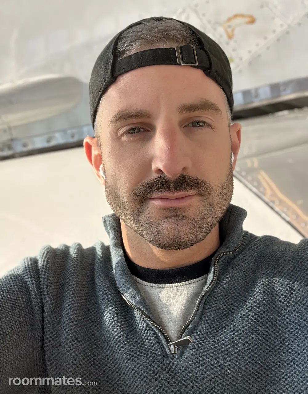 Profile photo 5 of 6