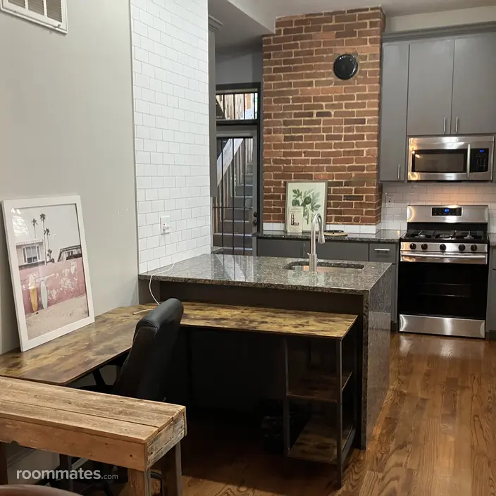 Room for rent in Atlanta, GA $1295, townhouse