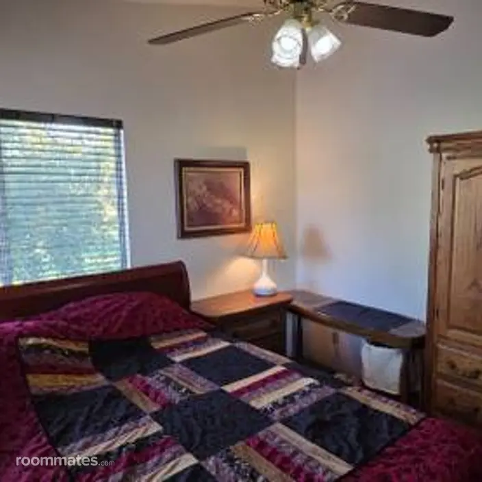 Room for rent in Banning, CA $900, house