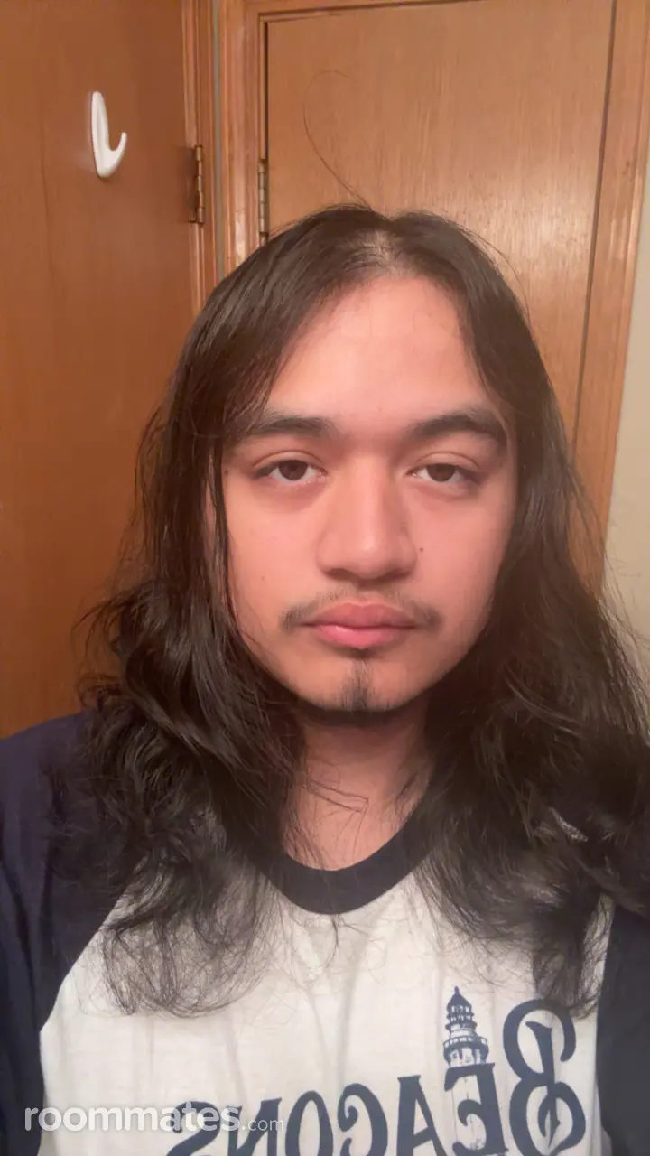 Profile photo 4 of 4