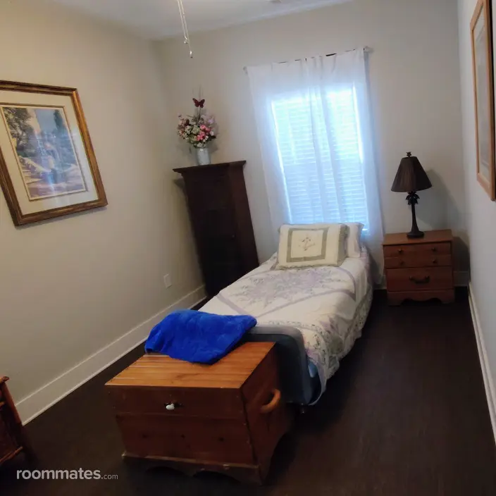 Room for rent in Pendleton, SC $500, house