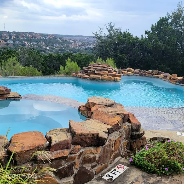 Room for rent in San Antonio, TX $950, condo