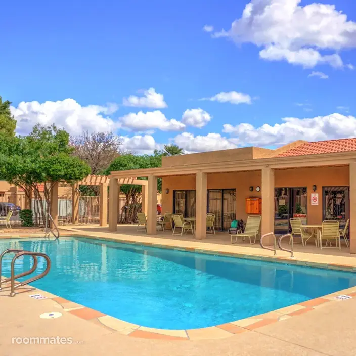 Room for rent in Mesa, AZ $1200, townhouse