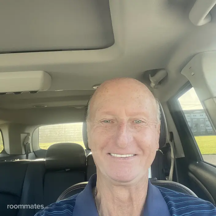 Roommate looking Clearwater, FL, $800