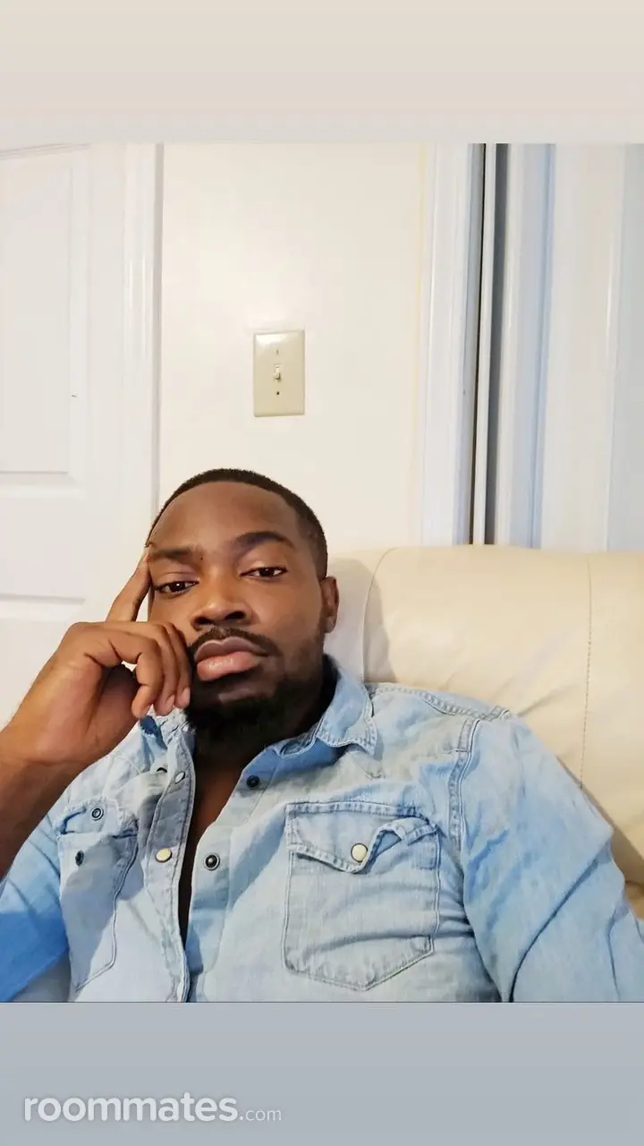 Profile photo 5 of 5