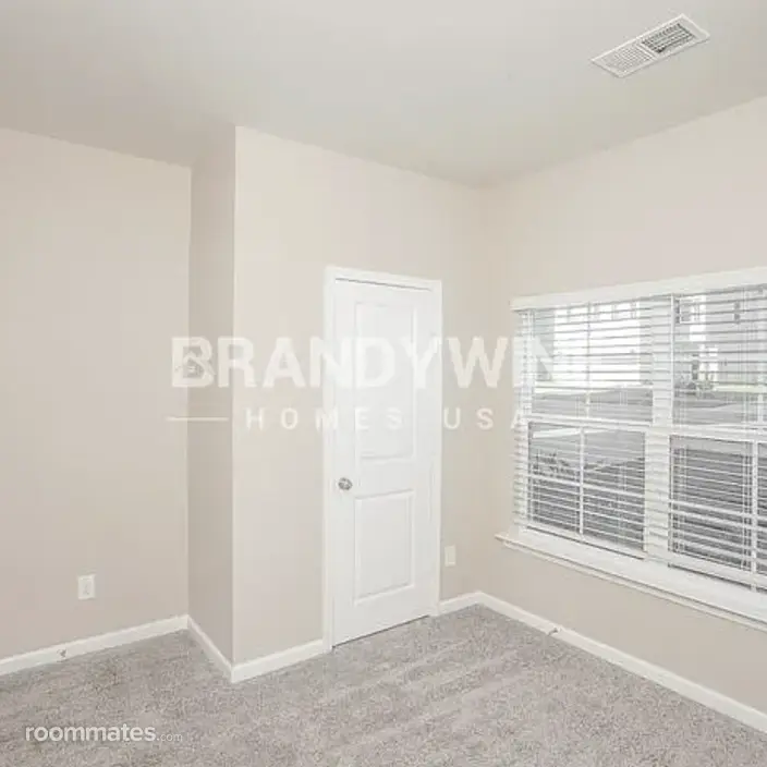 Room for rent in Irmo, SC $700, house