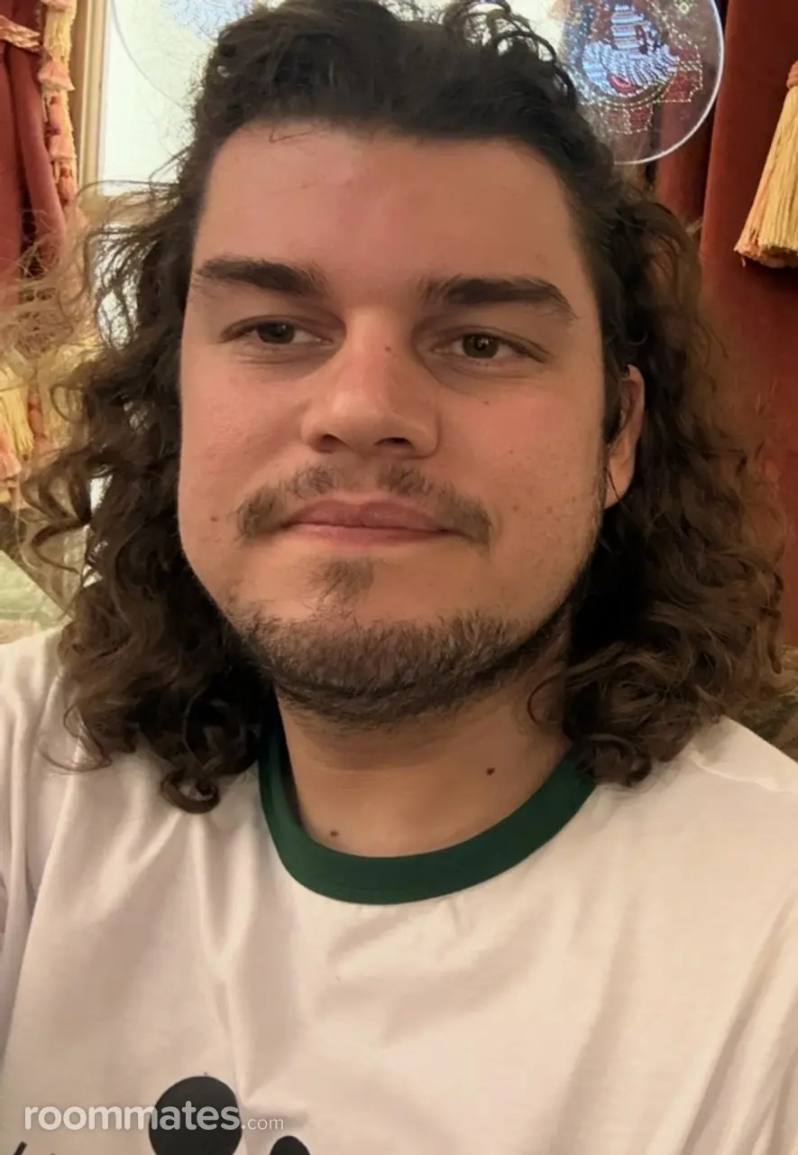 Profile photo 7 of 7