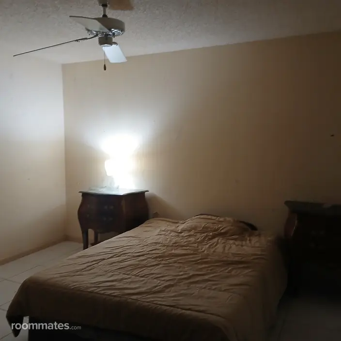 Room for rent in Greenacres, FL $1000, townhouse