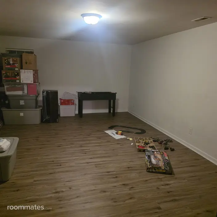 Room for rent in Cornelius, NC $1000, house