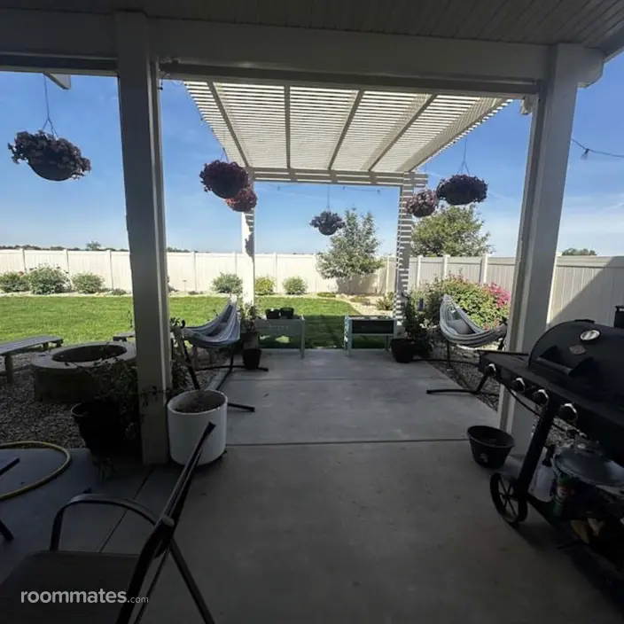 Room for rent in Nampa, ID $800, house