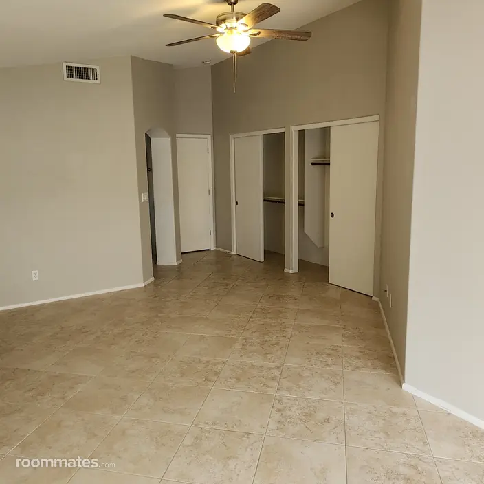 Room for rent in Phoenix, AZ $1000, house