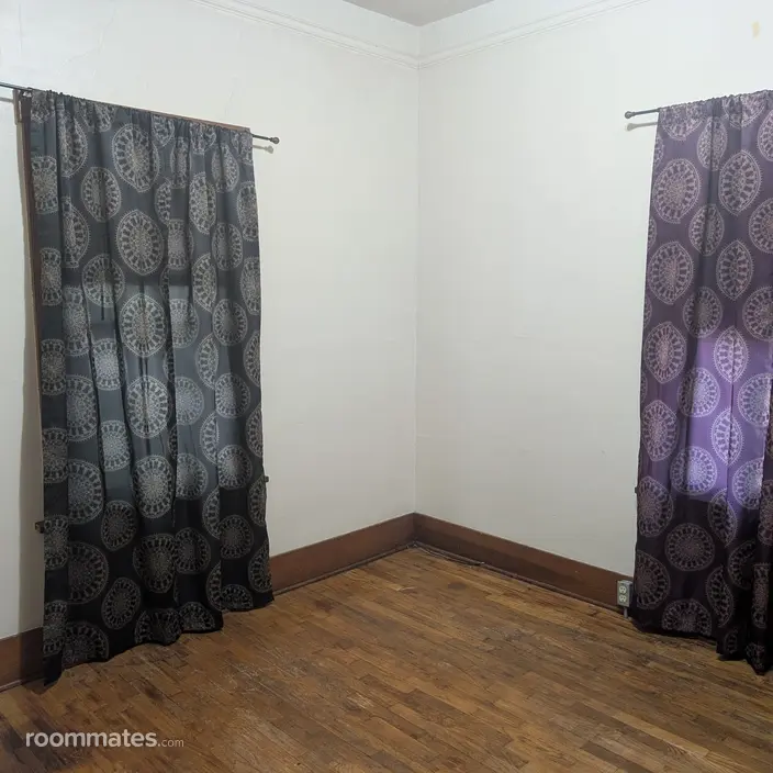Room for rent in Manhattan, KS $550, house