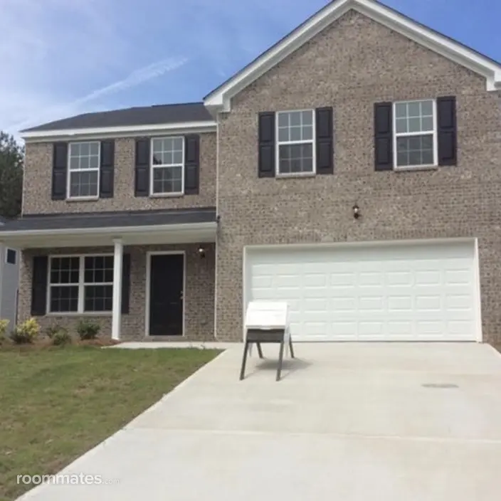 Room for rent in Hampton, GA $800, house