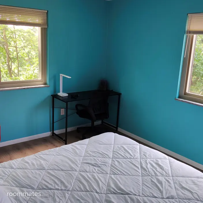 Room for rent in Westlake, OH $895, condo