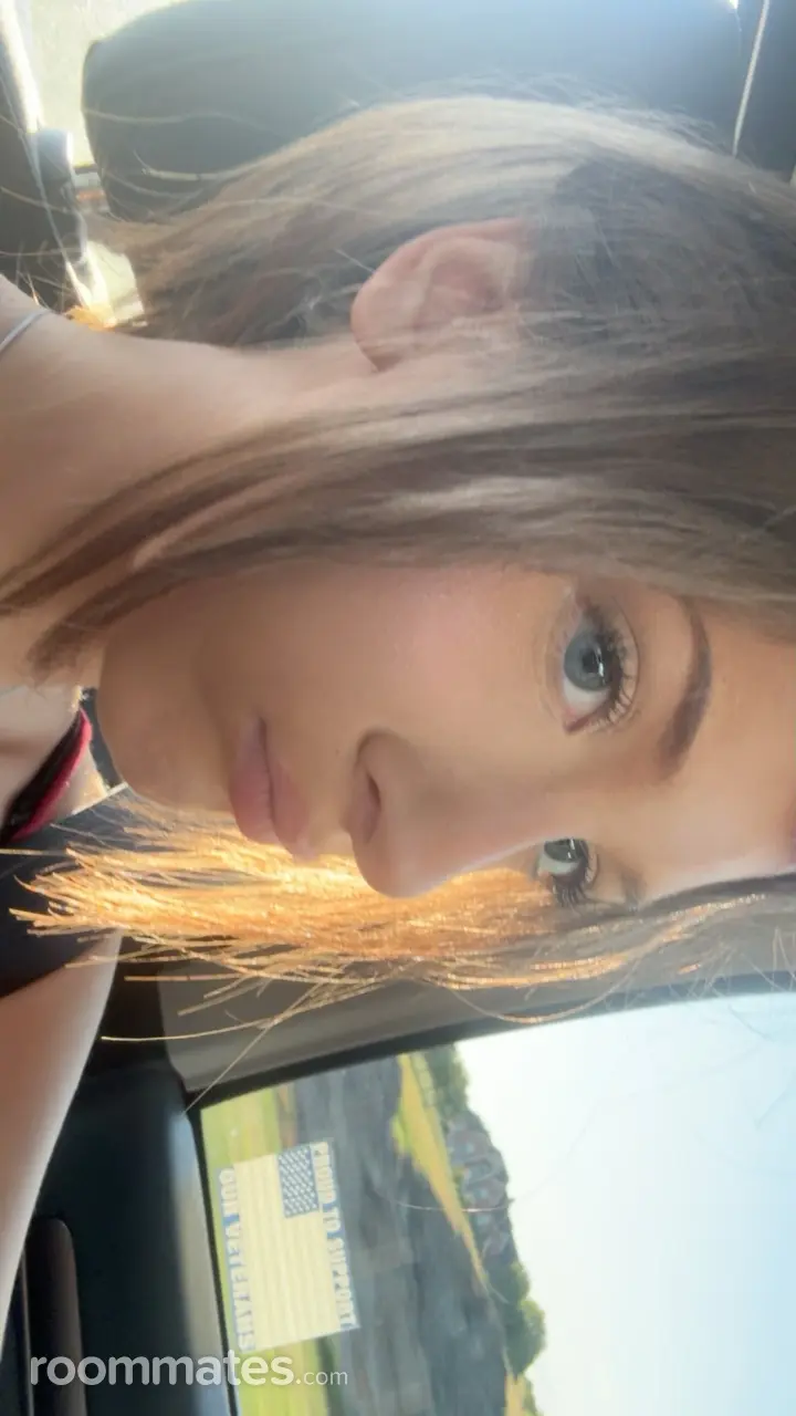 Profile photo 3 of 6