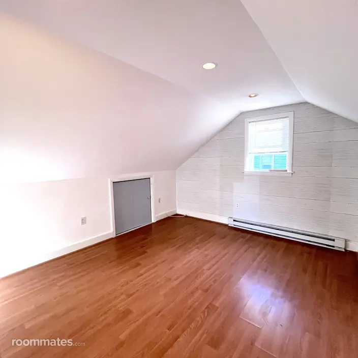 Room for rent in Framingham, MA $1500, house