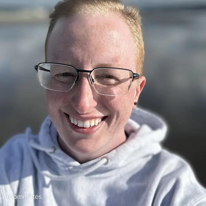 Roommate looking Plymouth, MN, $1000