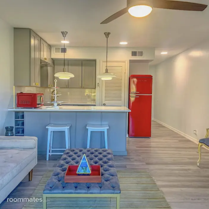 Room for rent in St. Augustine, FL $1600, condo