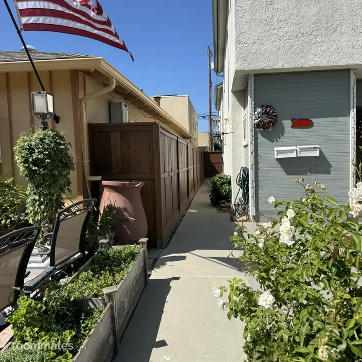 Room for rent in Seal Beach, CA $1600, house