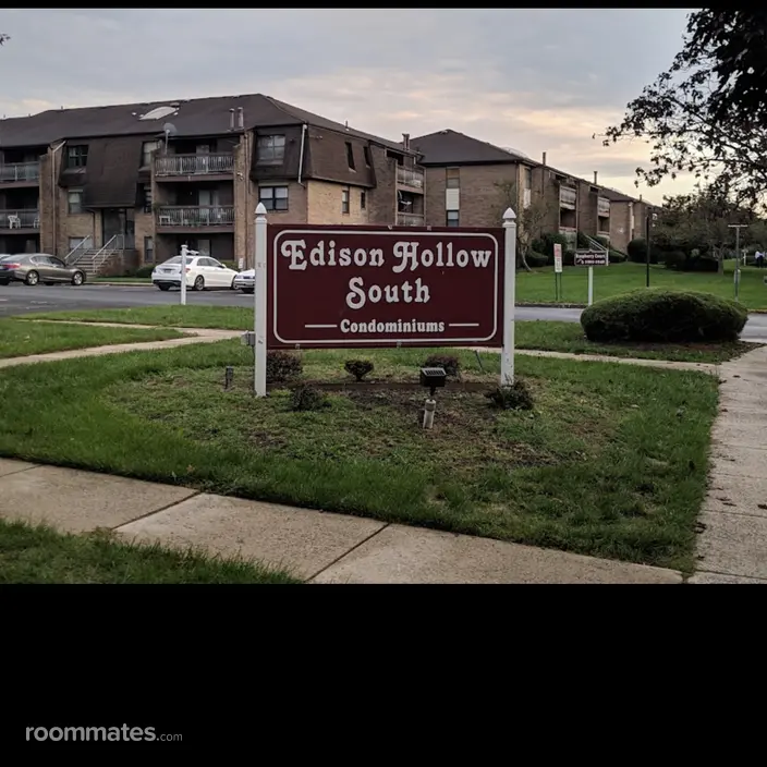 Room for rent in Edison, NJ $700, house