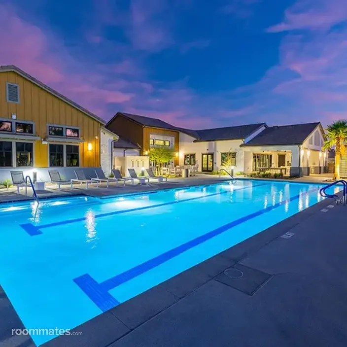Room for rent in La Quinta, CA $1595, house