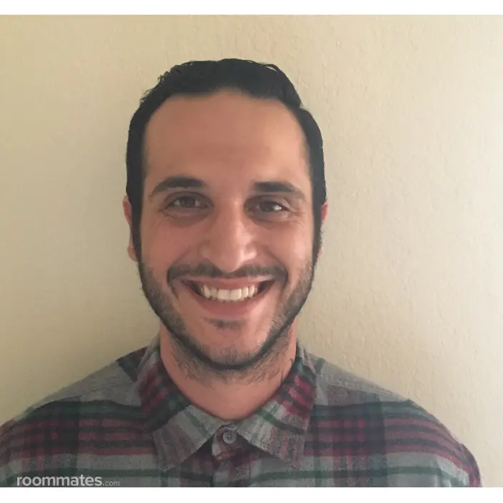 Roommate looking San Marcos, CA, $1000