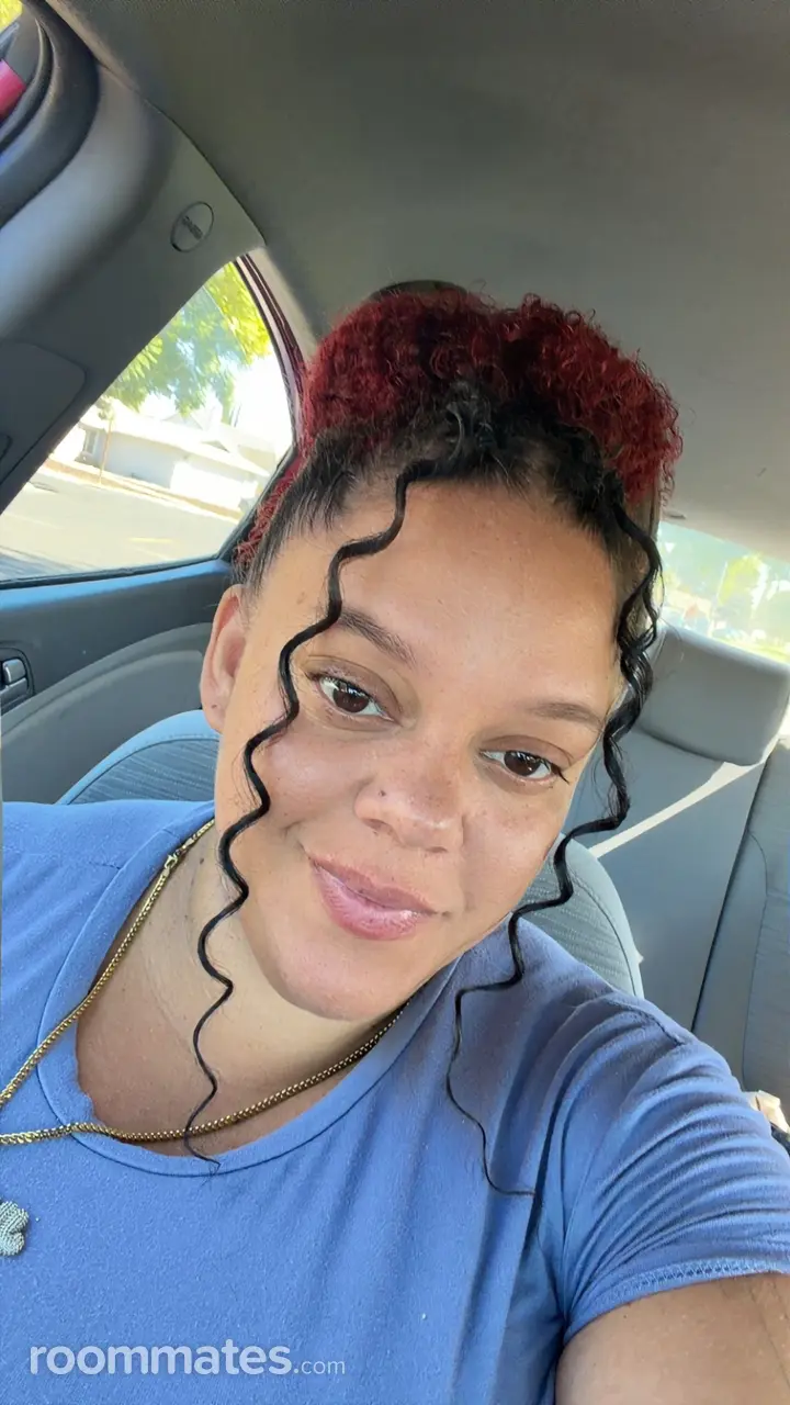 Profile photo 5 of 10