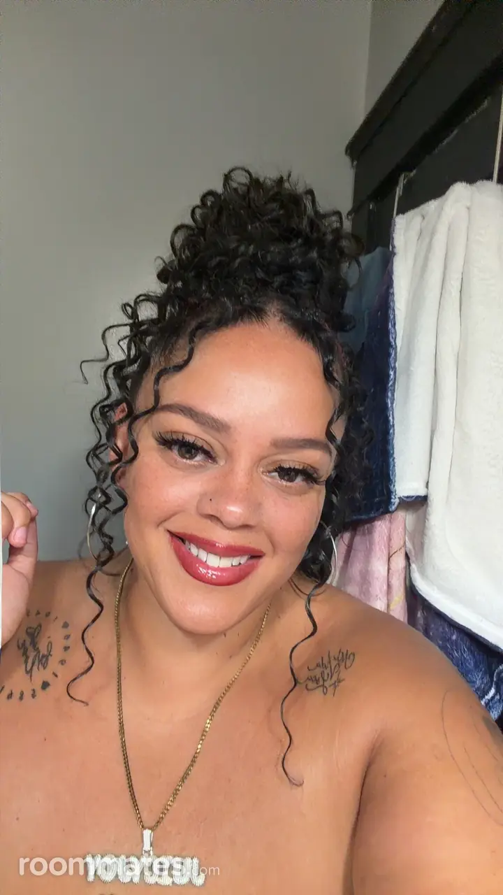 Profile photo 2 of 10
