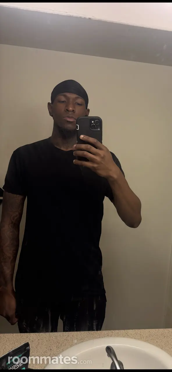 Profile photo 2 of 4