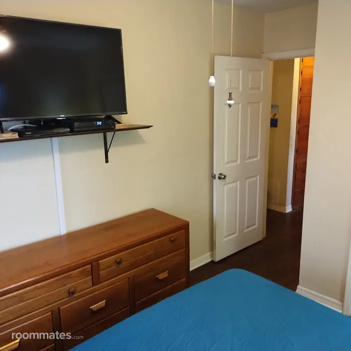 Room for rent in Largo, FL $800, house
