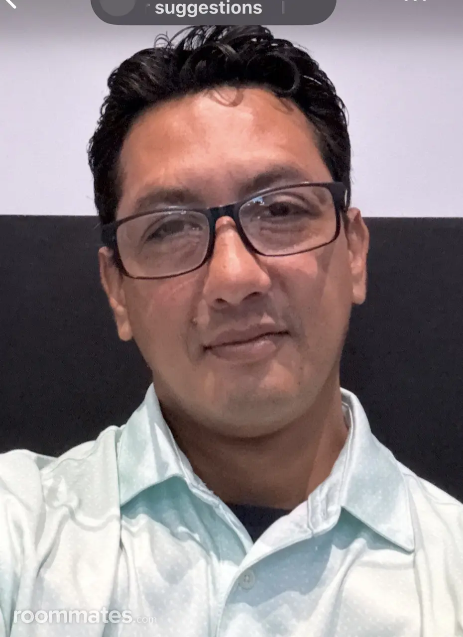 Profile photo 3 of 6