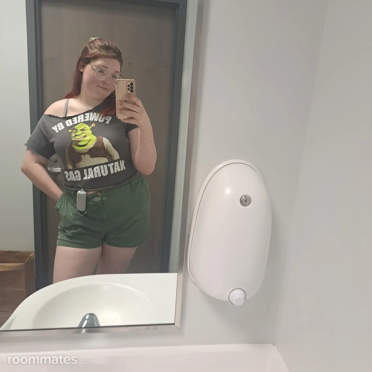 Profile photo 3 of 6