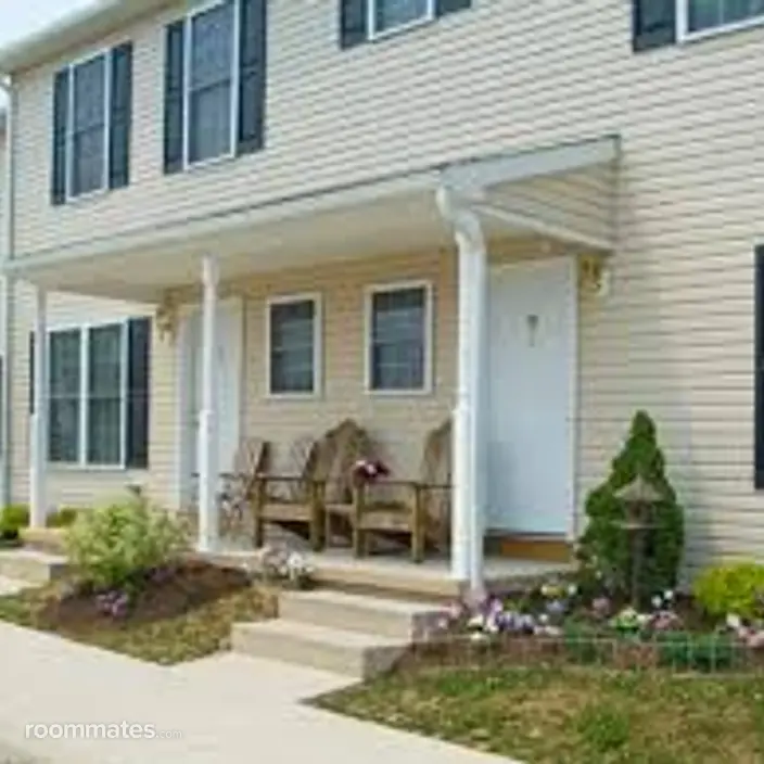 Room for rent in Lawrenceville, GA $1200, townhouse