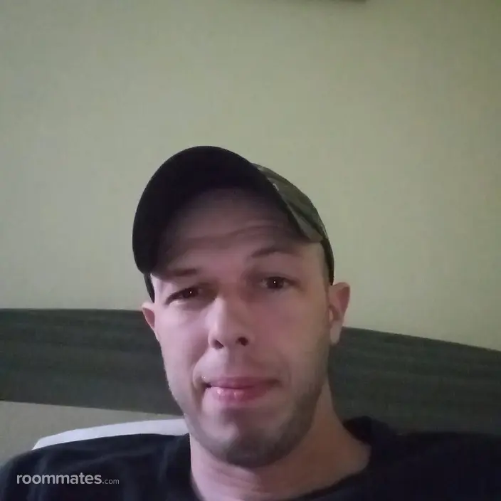 Roommate looking Bangor, ME, $1000
