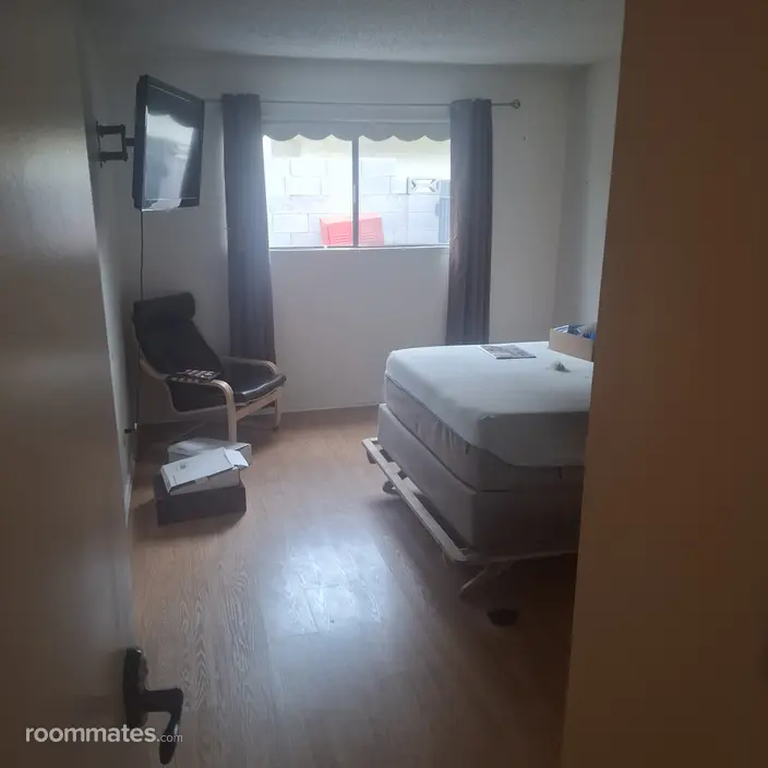 Room for rent in Las Vegas, NV $812, house