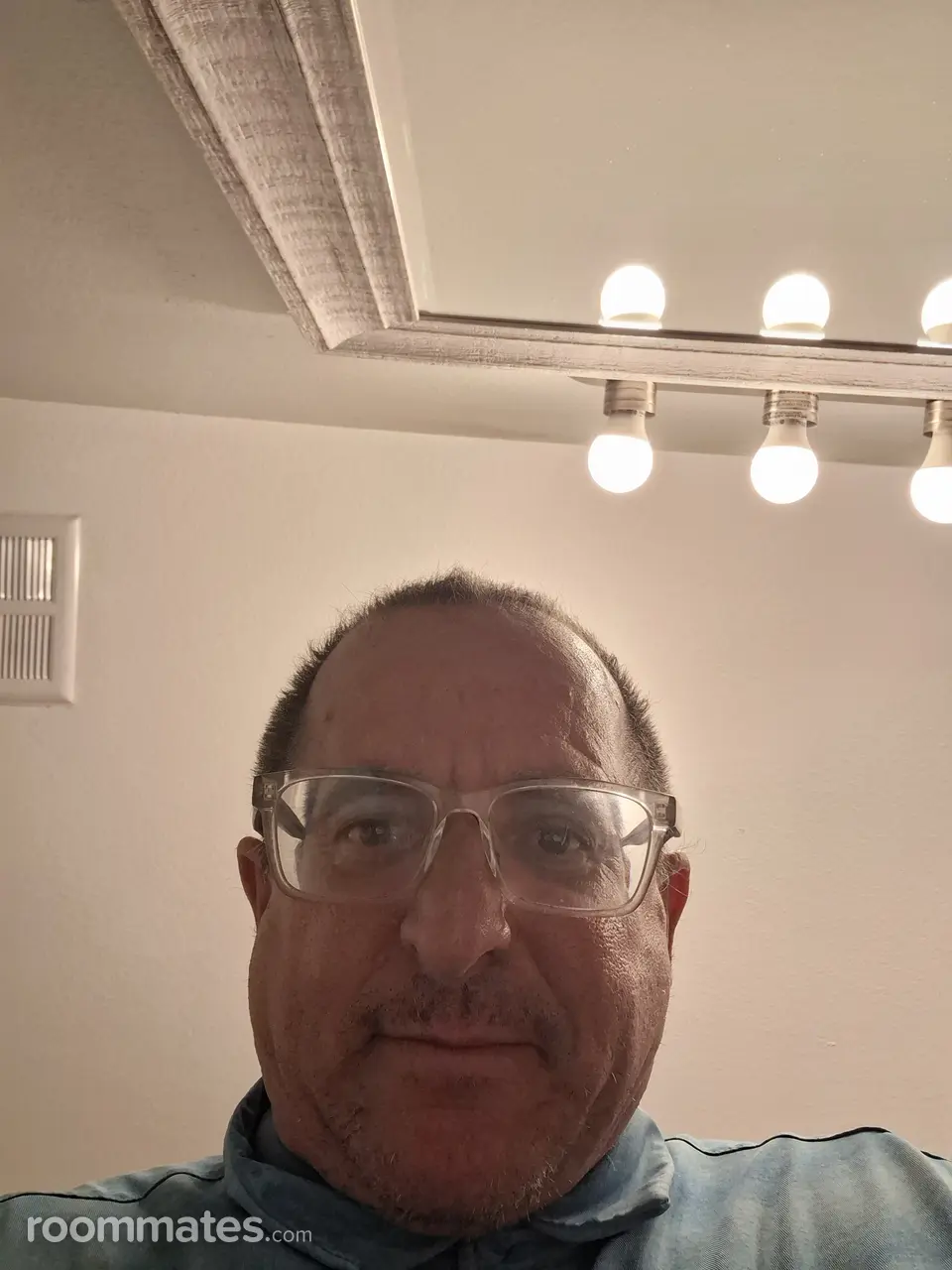 Profile photo 6 of 6