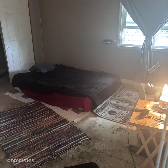 Room for rent in St. Louis, MO $850, house