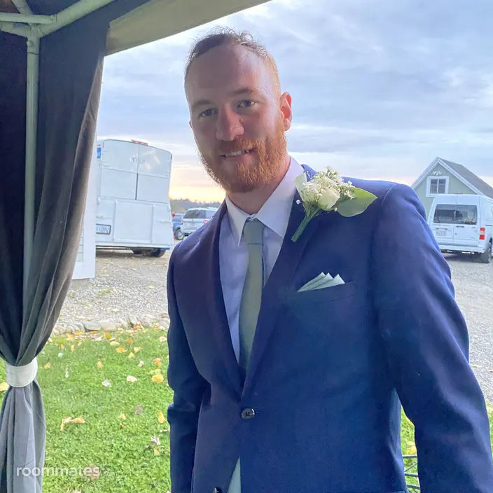 Roommate looking Salem, MA, $1000
