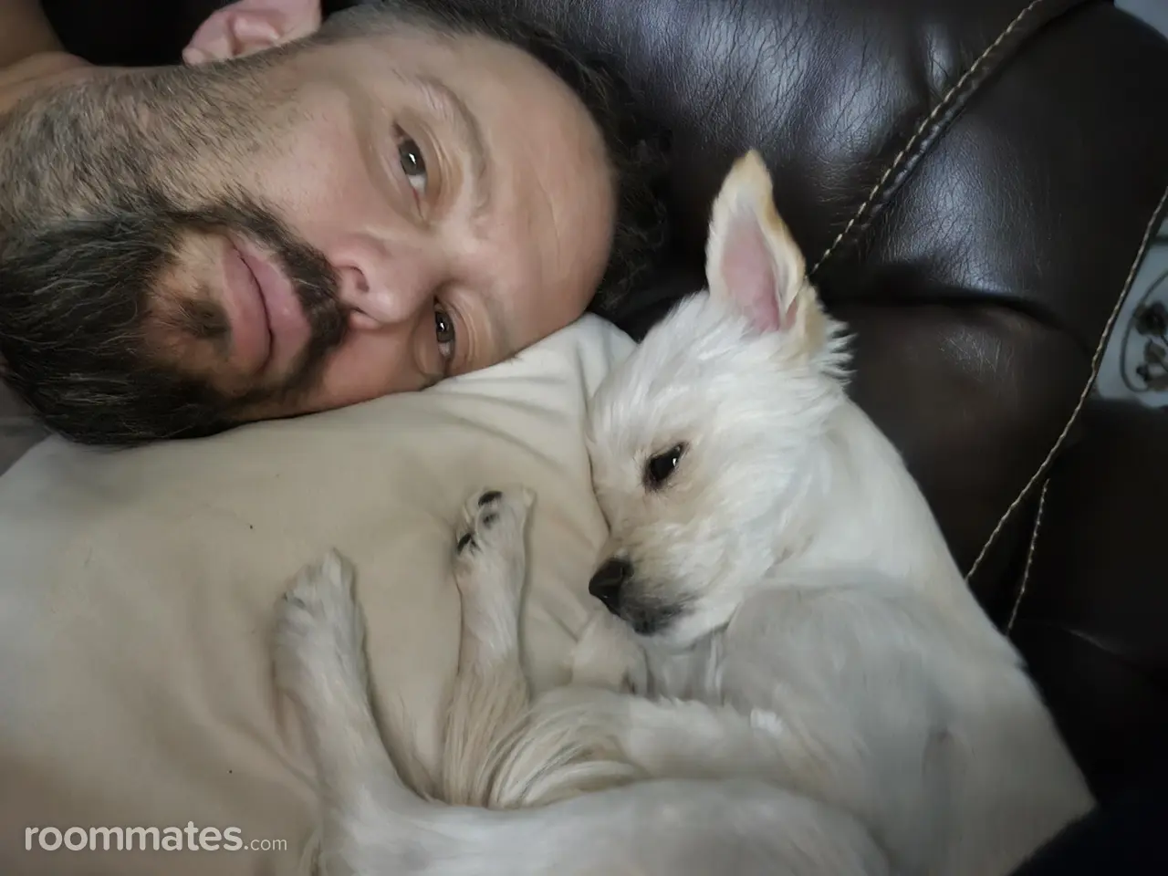Profile photo 11 of 17