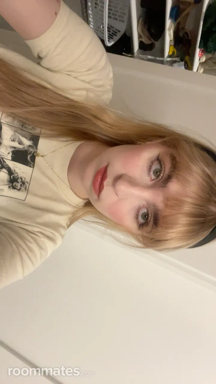 Profile photo 3 of 6