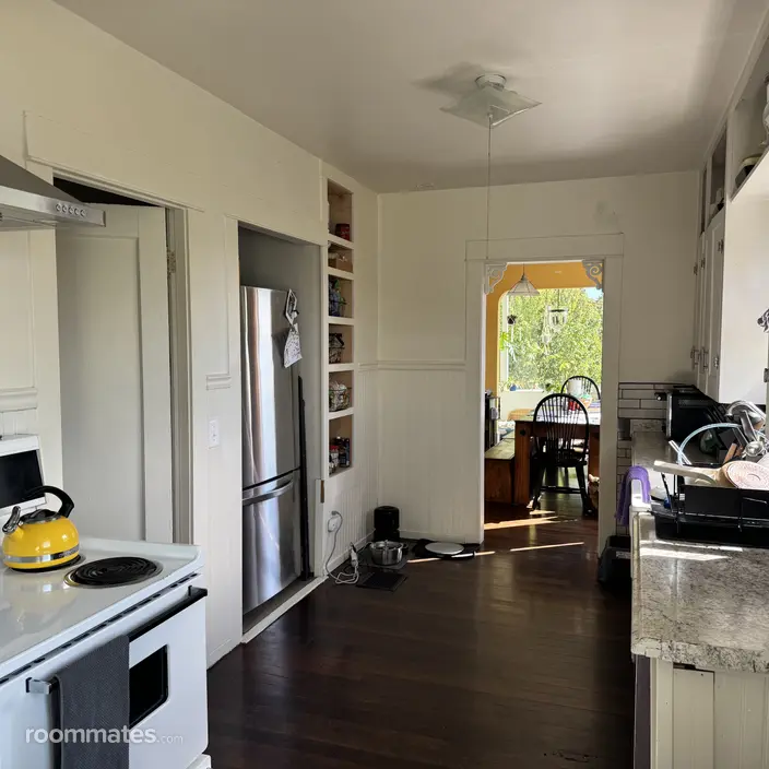 Room for rent in Kalama, WA $820, house