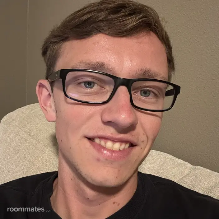Roommate looking Santee, CA, $1500