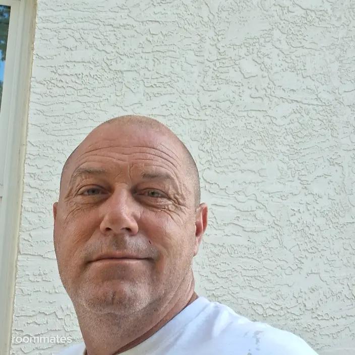Roommate looking Vero Beach South, FL, $800