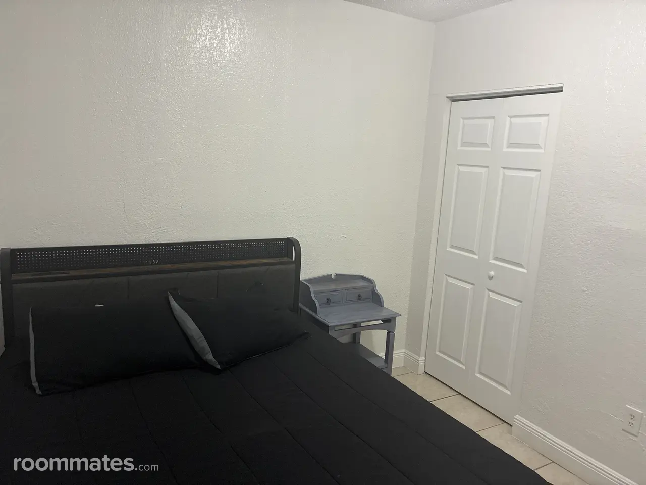 Profile photo 2 of 6