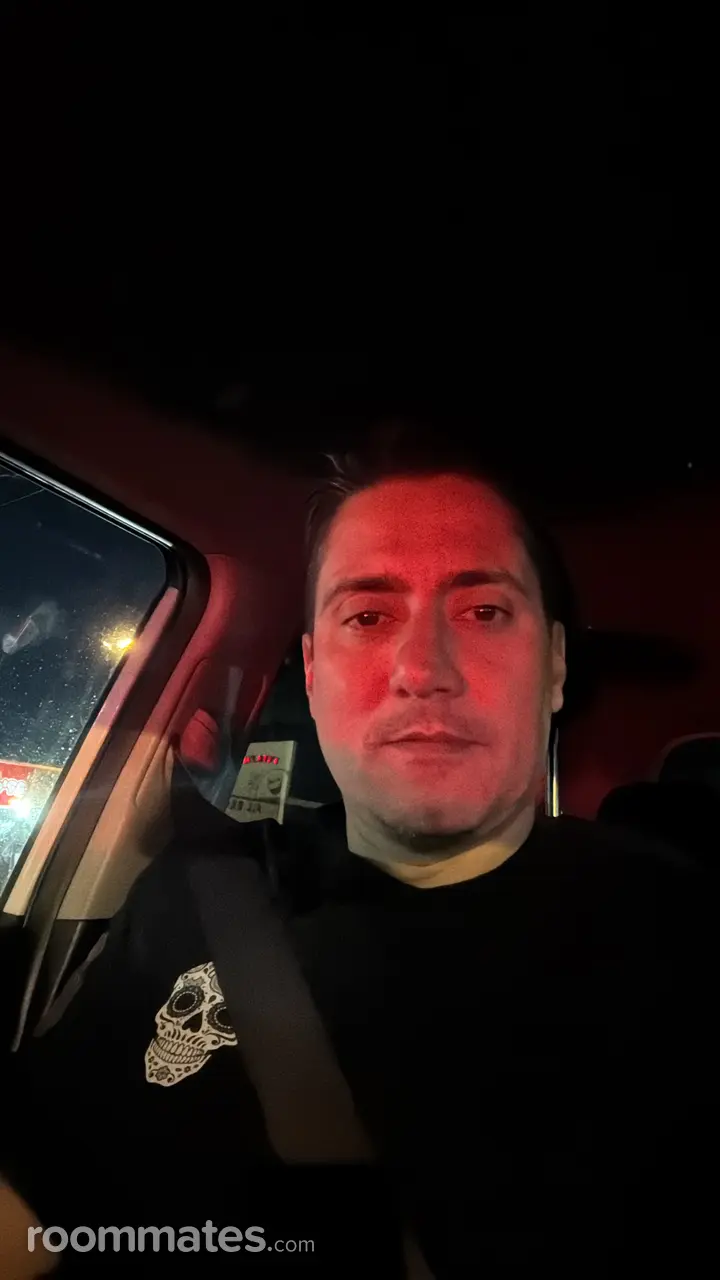 Profile photo 5 of 5