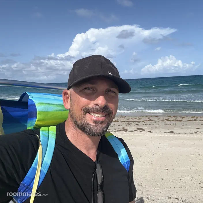 Roommate looking Boca Raton, FL, $1200