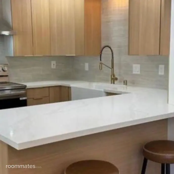 Room for rent in San Diego, CA $1550, condo