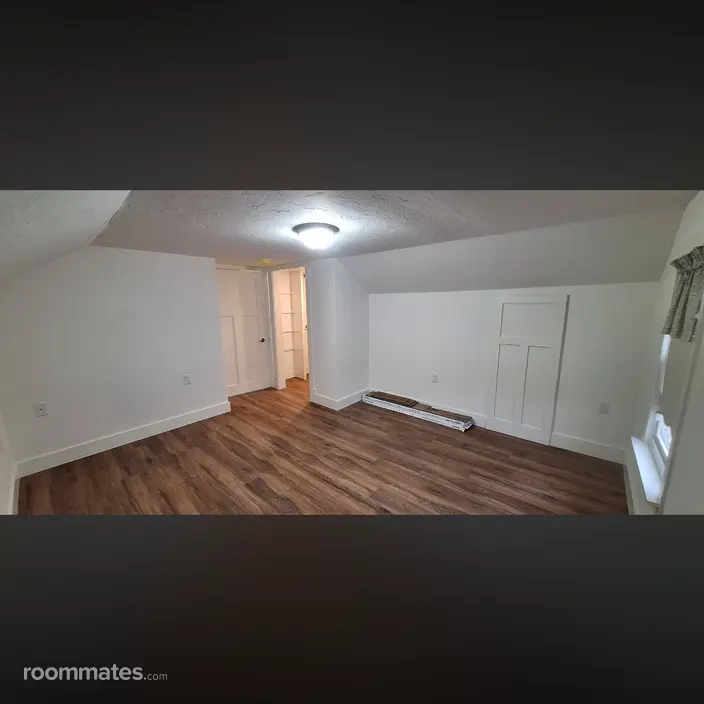 Room for rent in York, PA $1000, house